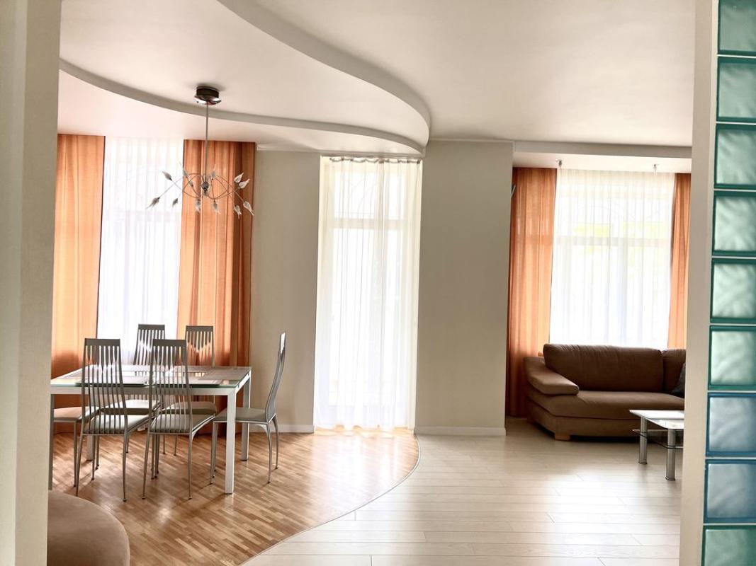 Long term rent 2 bedroom-(s) apartment Myronosytska Street 93