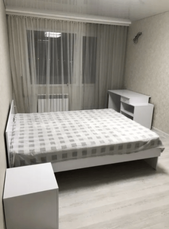 Long term rent 2 bedroom-(s) apartment Hvardiytsiv-Shyronintsiv Street 49