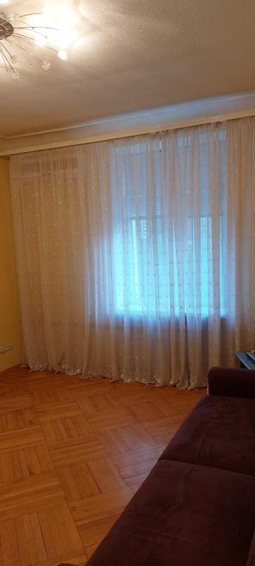 Продаж 3 кімнатної квартири 76 кв. м, Георгія Тарасенка вул. (Плеханівська) 73