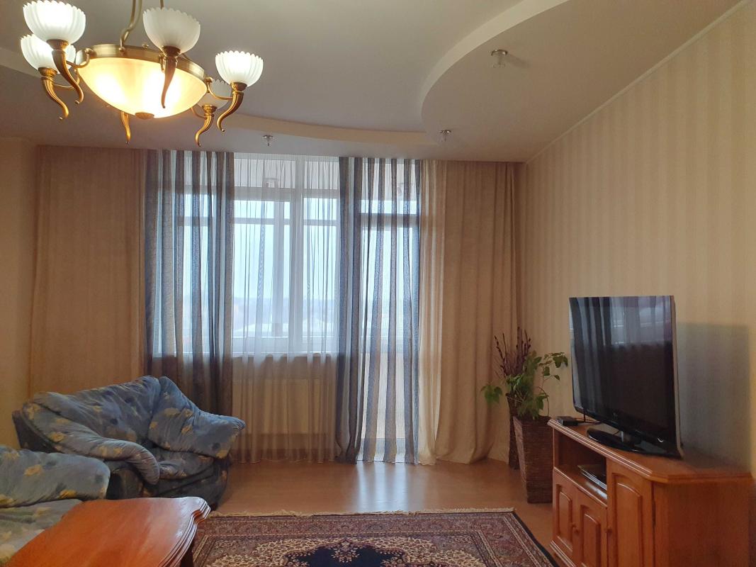 Продажа 4 комнатной квартиры 153 кв. м, Петра Болбочана ул. (Клапцова) 52