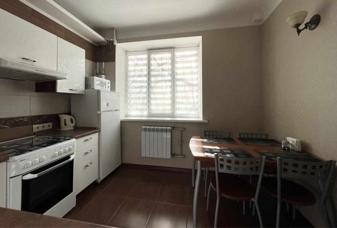 Long term rent 1 bedroom-(s) apartment Vesnina Street 7а