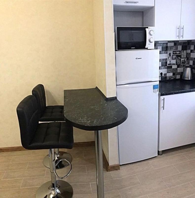 Продаж 1 кімнатної квартири 18 кв. м, Шевченківський пров. 36