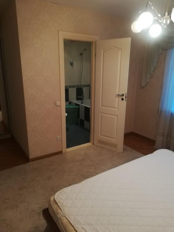 Долгосрочная аренда 3 комнатной квартиры Николая Бажана просп.