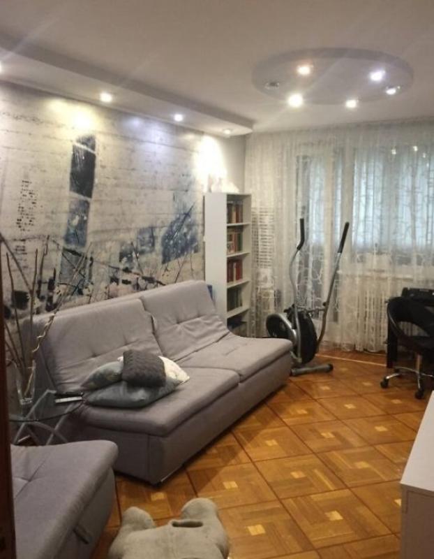 Sale 3 bedroom-(s) apartment 65 sq. m., Haribaldi Street 11а