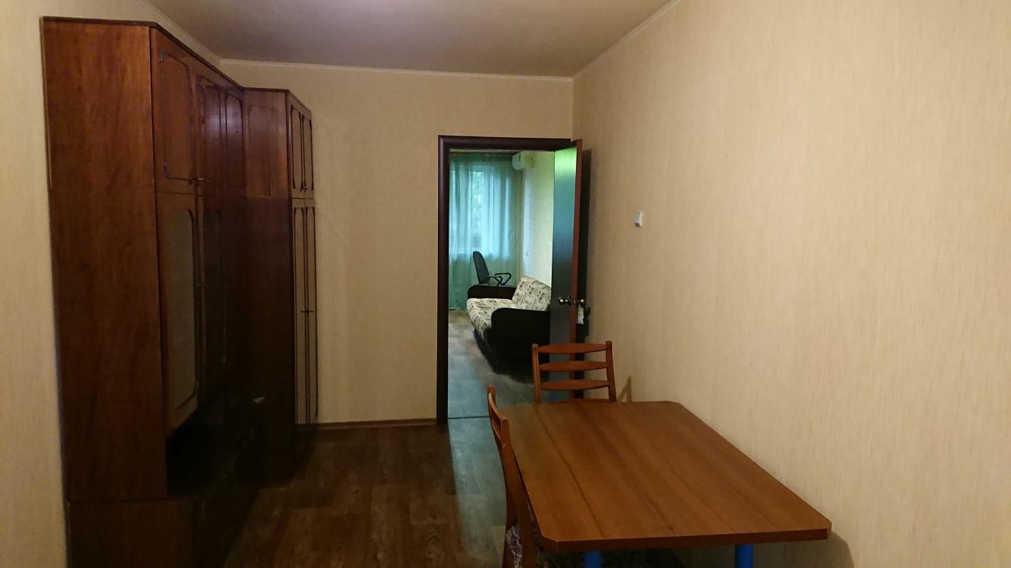 Long term rent 2 bedroom-(s) apartment Hvardiytsiv-Shyronintsiv Street 59в