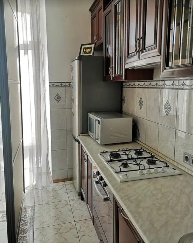 Long term rent 2 bedroom-(s) apartment Bankova Street 3
