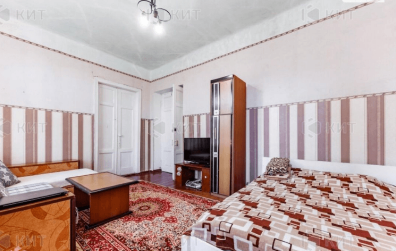 Продаж 3 кімнатної квартири 85 кв. м, Кандаурова вул. 3