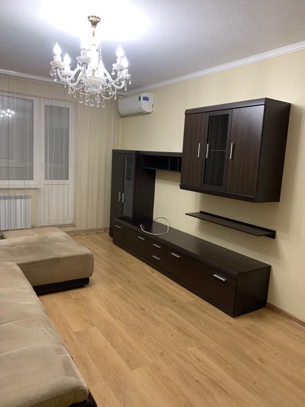 Long term rent 1 bedroom-(s) apartment Hvardiytsiv-Shyronintsiv Street 7