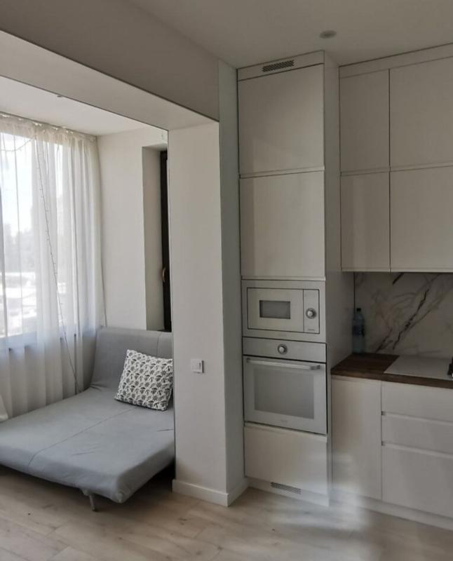 Sale 2 bedroom-(s) apartment 72 sq. m., Partyzanskyi lane