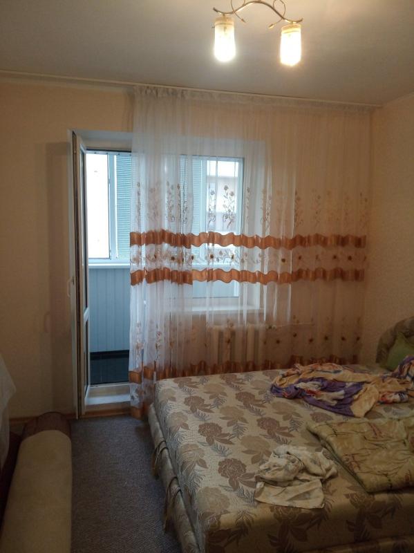 Long term rent 2 bedroom-(s) apartment Solomii Krushelnytskoi Street 5