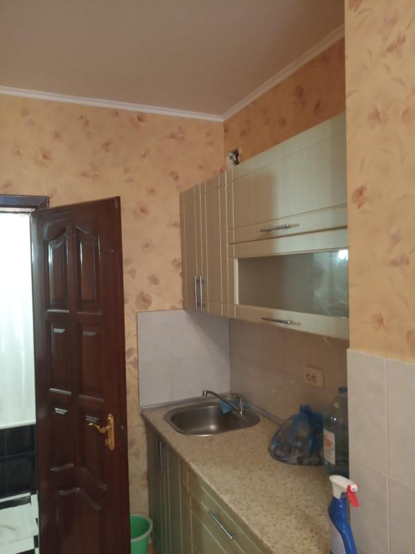 Long term rent 2 bedroom-(s) apartment Solomii Krushelnytskoi Street 5