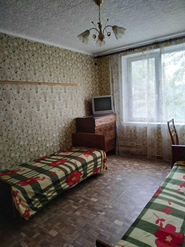 Продажа 3 комнатной квартиры 66 кв. м, Героев Труда ул. 12