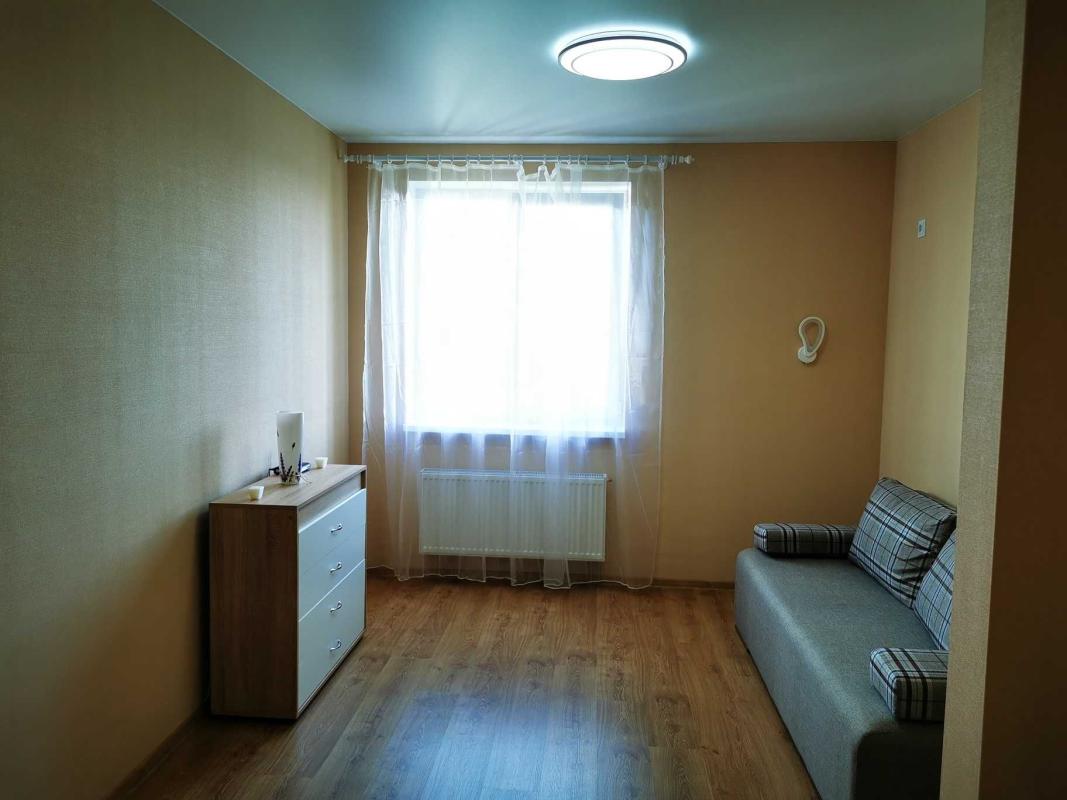 Продаж 1 кімнатної квартири 43 кв. м, Миру вул. 55