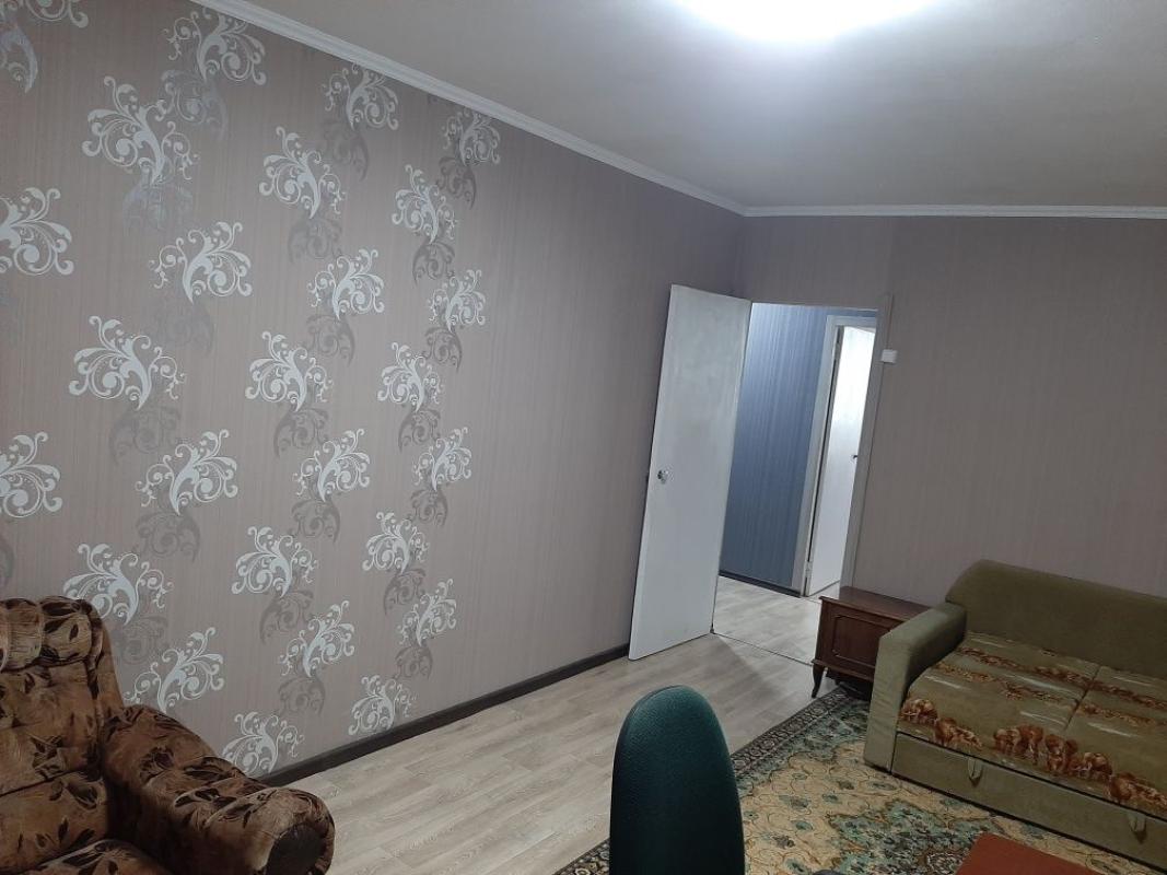 Продаж 3 кімнатної квартири 67 кв. м, Гвардійців-Широнінців вул. 127