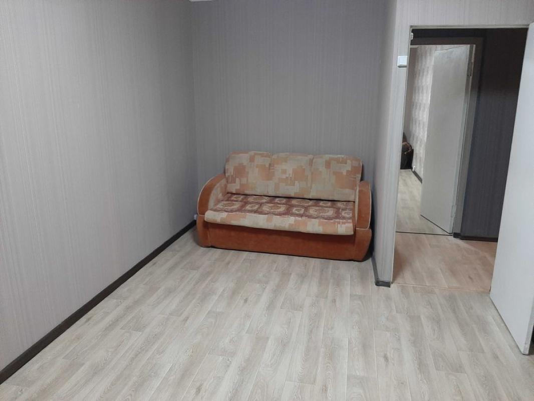 Продаж 3 кімнатної квартири 67 кв. м, Гвардійців-Широнінців вул. 127