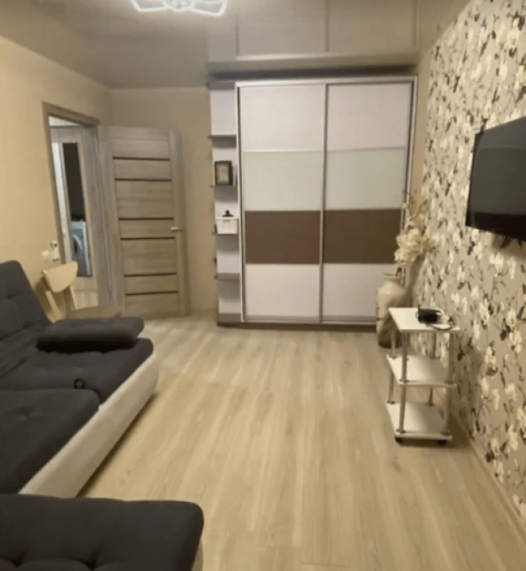 Sale 1 bedroom-(s) apartment 33 sq. m., Yuvileinyi avenue 44а