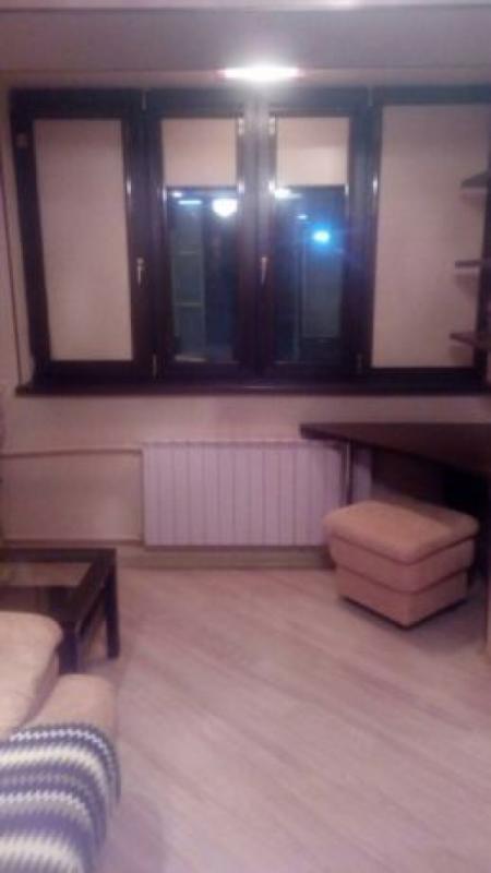Sale 2 bedroom-(s) apartment 30 sq. m., Mykhailyka street (Vysochynenka Street) 7