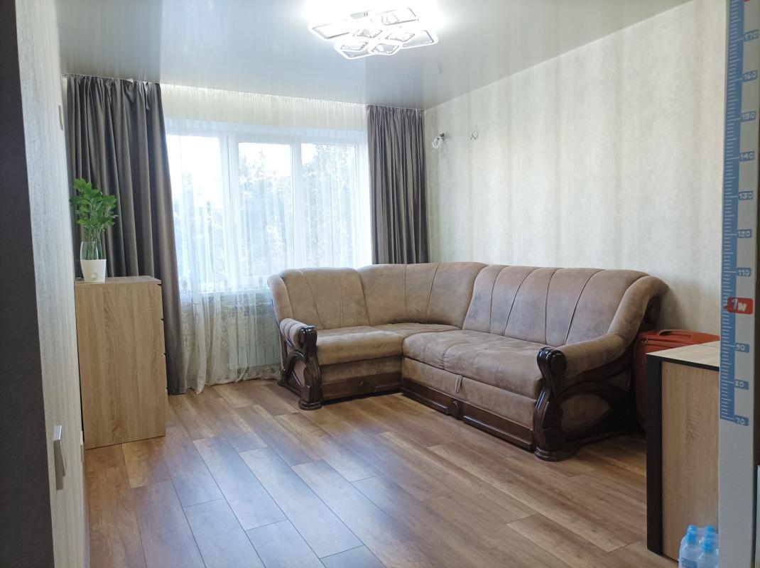 Sale 3 bedroom-(s) apartment 65 sq. m., Hvardiytsiv-Shyronintsiv Street 13