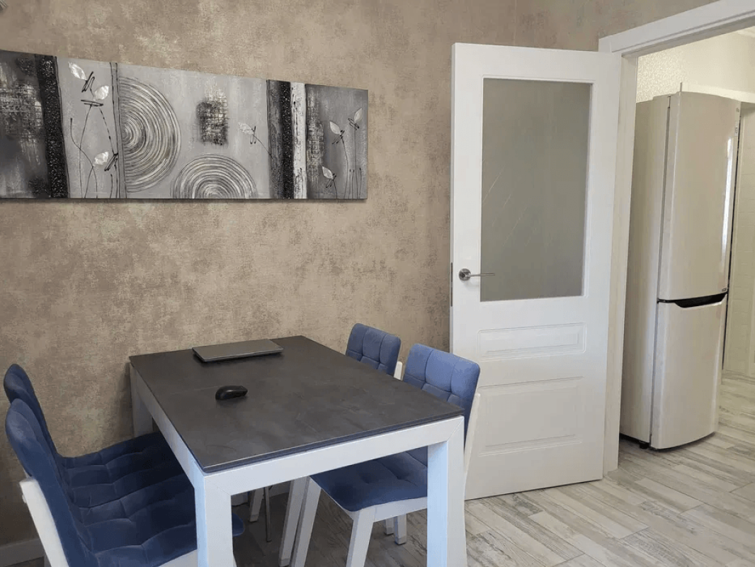 Sale 2 bedroom-(s) apartment 67 sq. m., Sofii Rusovoi Street 7