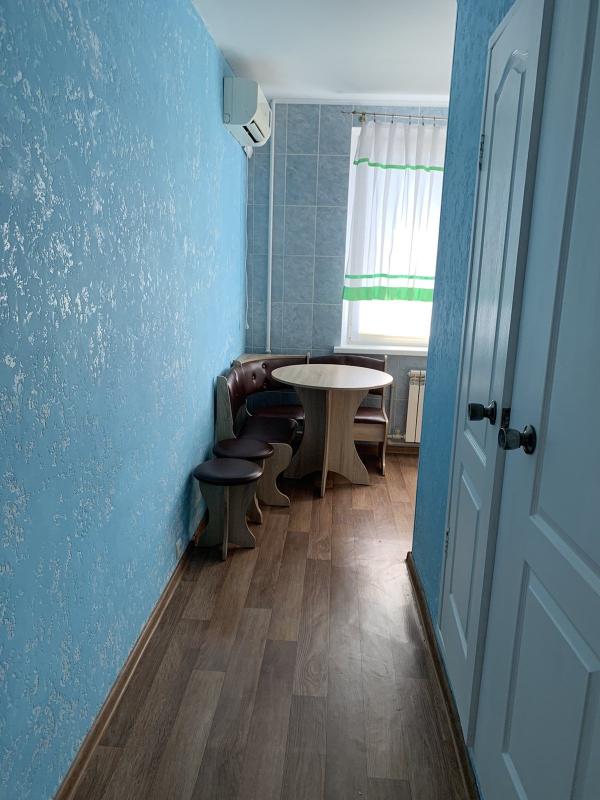 Long term rent 1 bedroom-(s) apartment Valentynivska street 23е