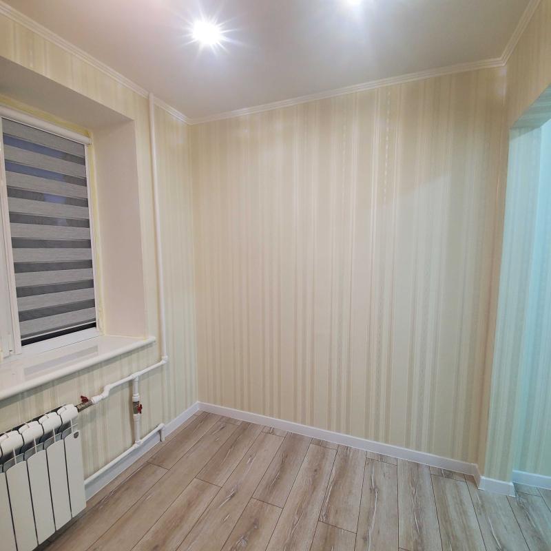 Продаж 3 кімнатної квартири 65 кв. м, Краснодарська вул. 171в