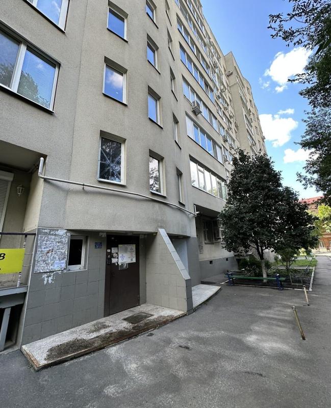 Продажа 3 комнатной квартиры 123 кв. м, Вернадского ул. 1