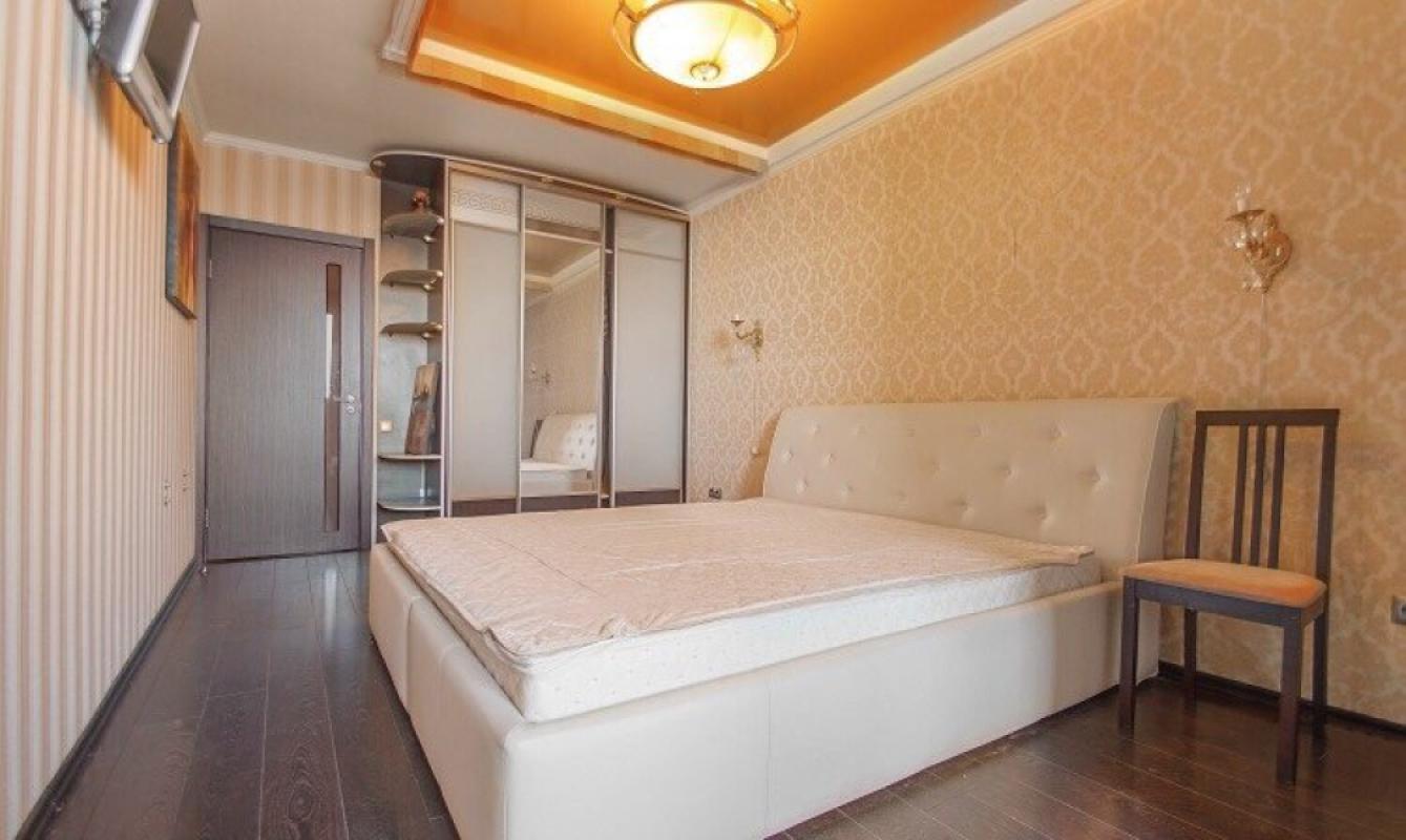 Sale 2 bedroom-(s) apartment 86 sq. m., Yuriia Haharina Avenue 41/2