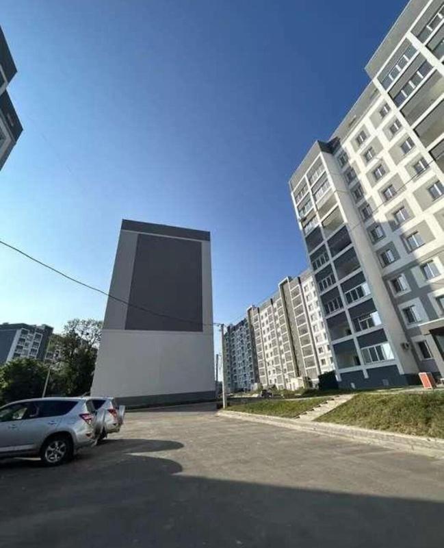 Продаж 2 кімнатної квартири 56 кв. м, Полтавський Шлях вул.