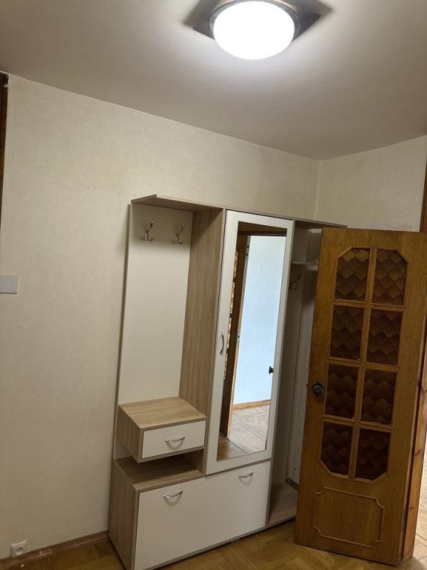Long term rent 2 bedroom-(s) apartment Hvardiytsiv-Shyronintsiv Street 59