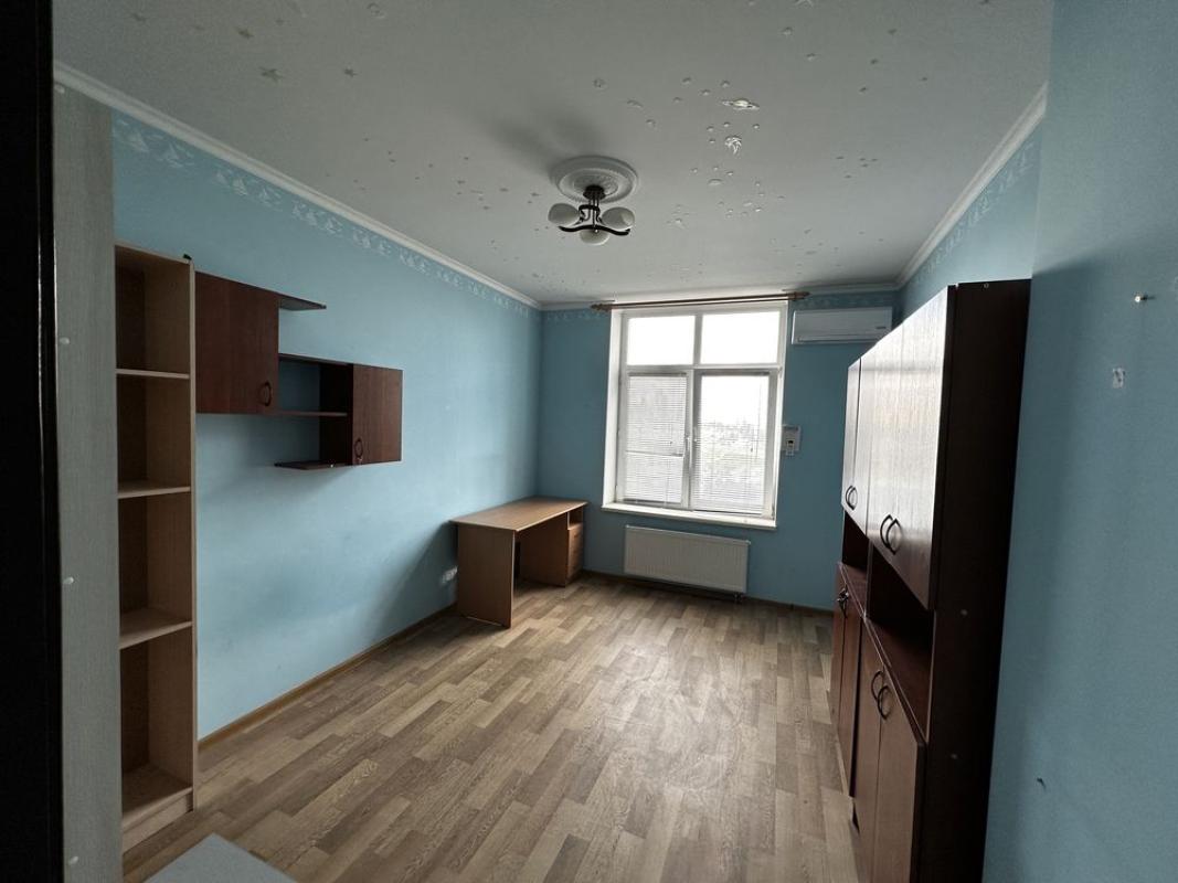 Sale 3 bedroom-(s) apartment 115 sq. m., Dniprovska Embarkment 26