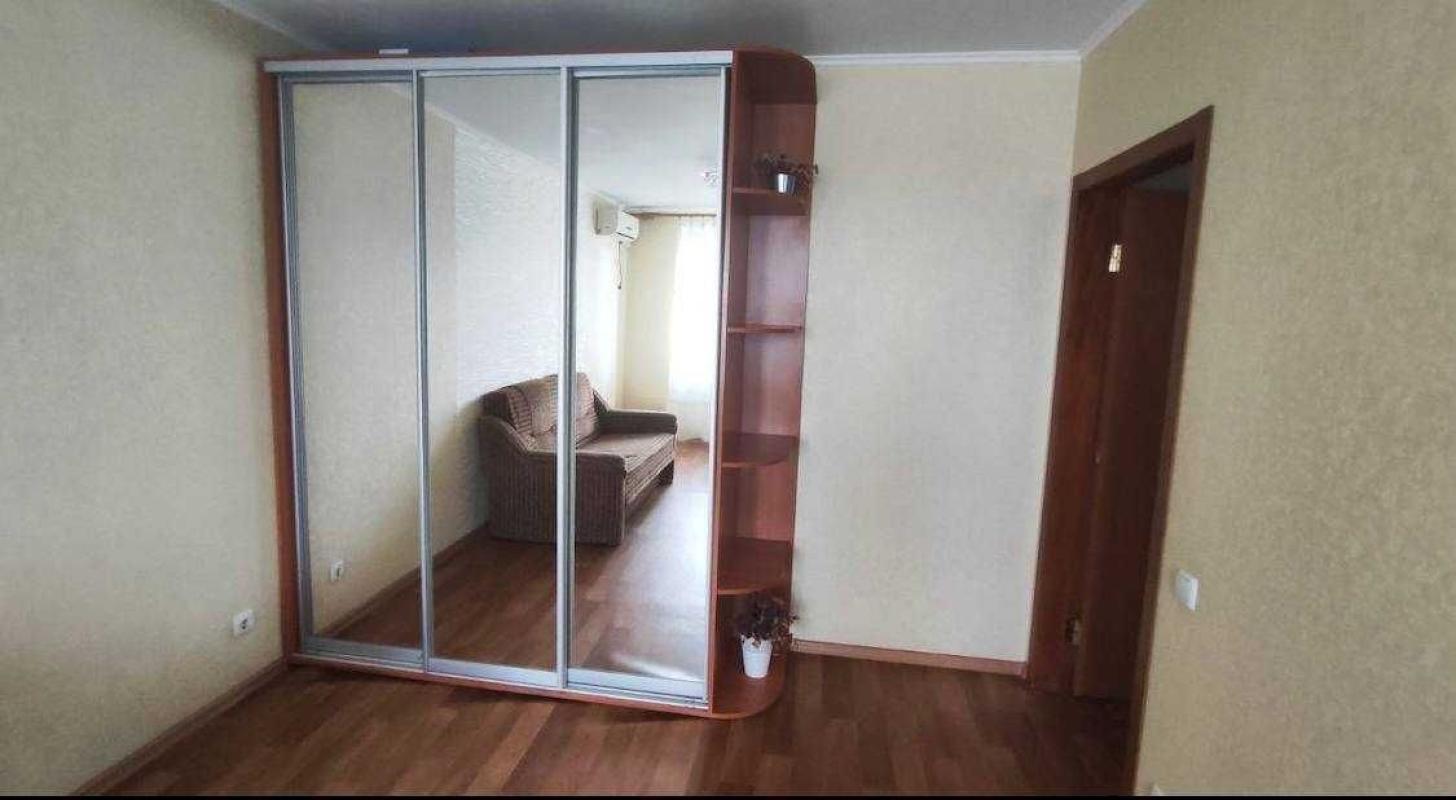 Sale 2 bedroom-(s) apartment 46 sq. m., Illinska Street 63