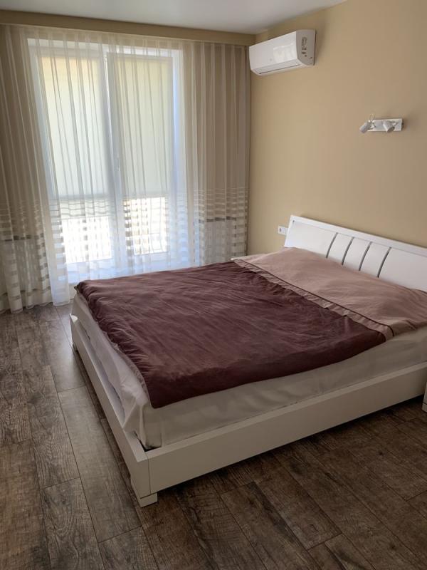 Sale 3 bedroom-(s) apartment 96 sq. m., Heorhiya Tarasenka Street (Plekhanivska Street) 18б