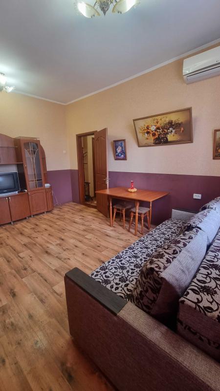 Sale 2 bedroom-(s) apartment 53 sq. m., Oleksandrivskyi Avenue (Kosiora Avenue) 122