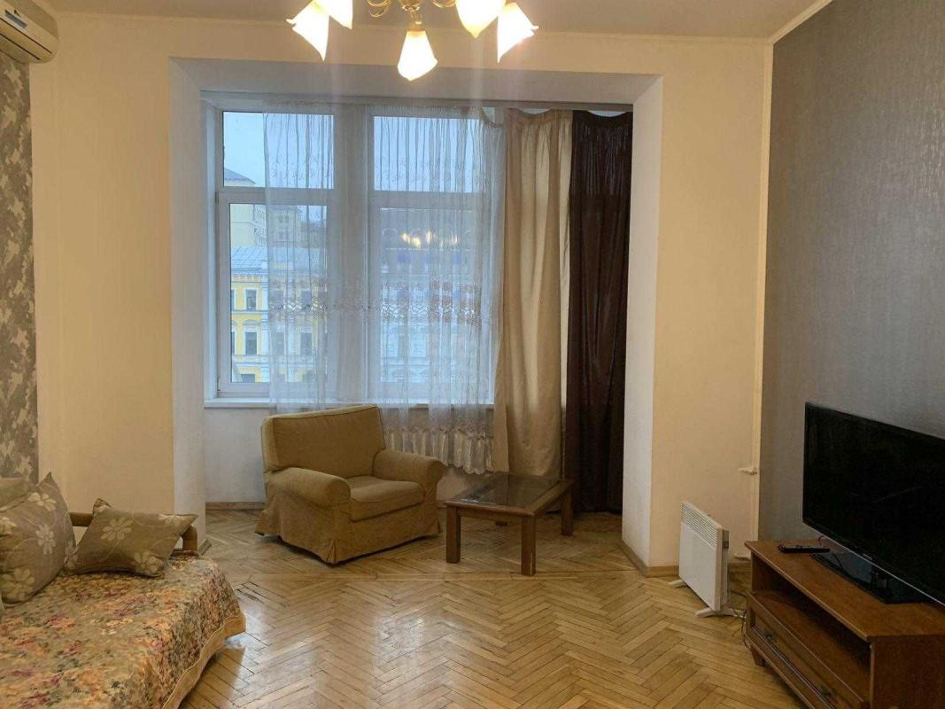 Sale 2 bedroom-(s) apartment 66 sq. m., Khreshchatyk Street (Khreschatyk Street)