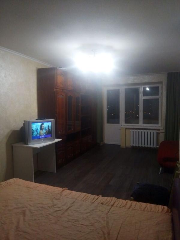 Долгосрочная аренда 1 комнатной квартиры Юрия Гагарина просп. 86