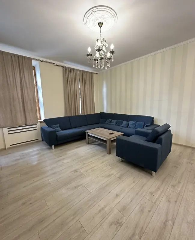 Apartment for sale - Nezalezhnosti avenue 7 (п24-п26)