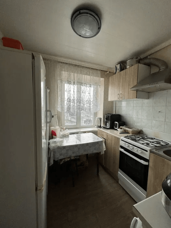 Продажа 2 комнатной квартиры 42 кв. м, Юрия Гагарина просп. 179