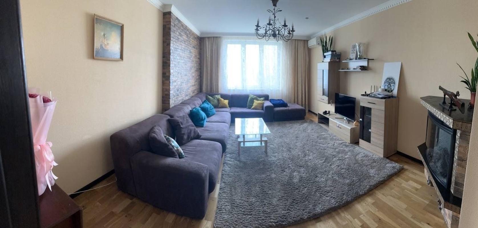Long term rent 4 bedroom-(s) apartment Heroyiv polku "Azov" Street (Marshala Malynovskoho Street) 4в
