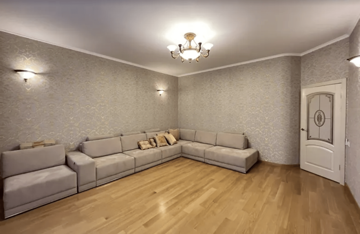 Sale 3 bedroom-(s) apartment 127 sq. m., Mykilsko-Slobidska Street 1а