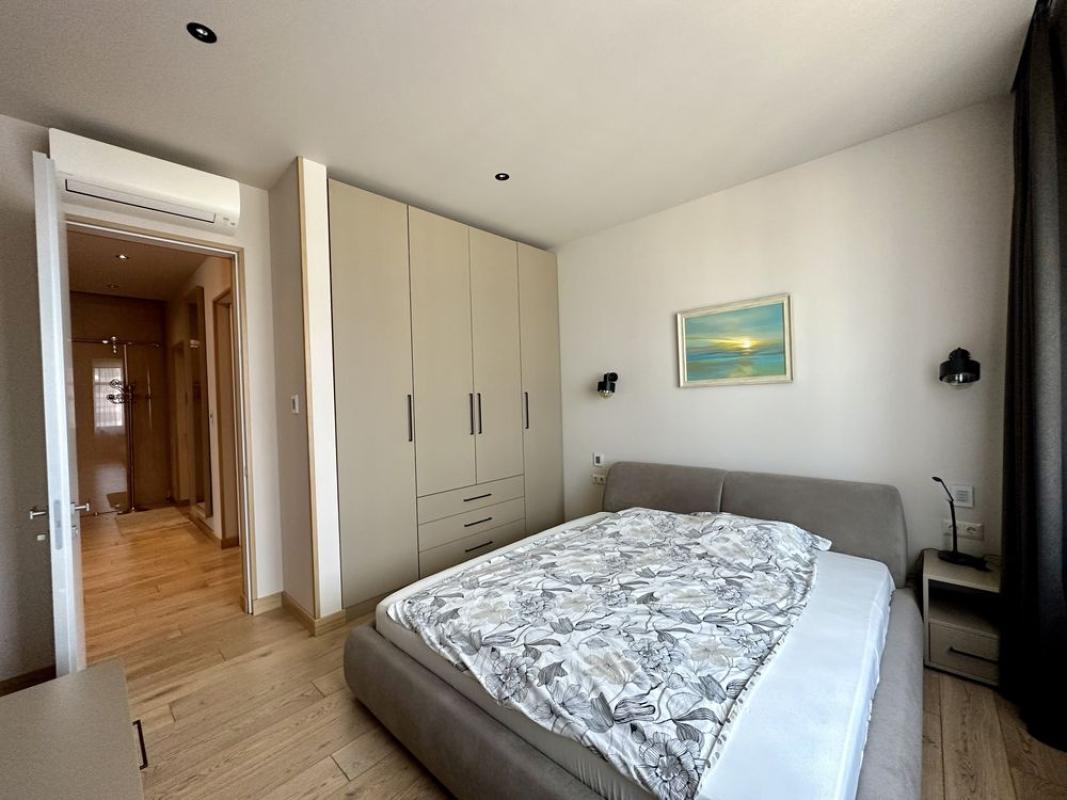 Sale 4 bedroom-(s) apartment 317 sq. m., Yevhena Konovaltsia Street (Schorsa Street) 36А