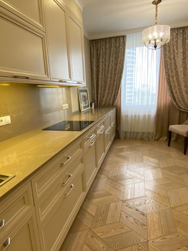 Long term rent 3 bedroom-(s) apartment Yevhena Konovaltsia Street (Schorsa Street) 34А