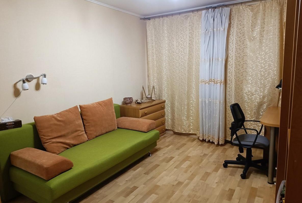 Sale 3 bedroom-(s) apartment 67 sq. m., Balakirieva Street 20