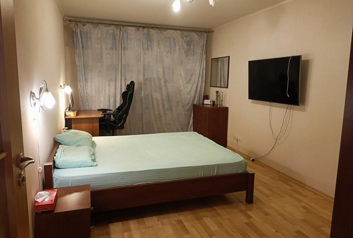 Sale 3 bedroom-(s) apartment 67 sq. m., Balakirieva Street 20