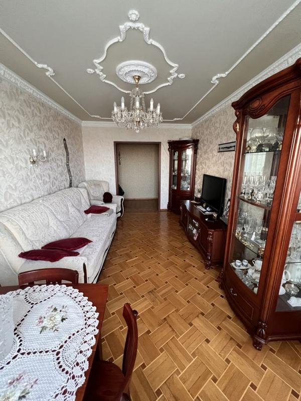 Sale 3 bedroom-(s) apartment 64 sq. m., Traktorobudivnykiv Avenue 85