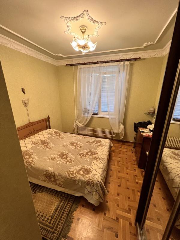 Sale 3 bedroom-(s) apartment 64 sq. m., Traktorobudivnykiv Avenue 85