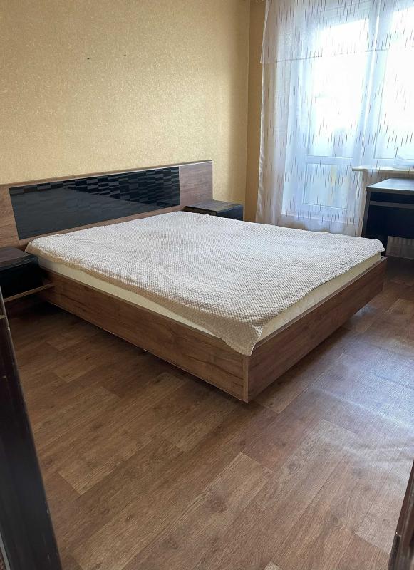 Sale 3 bedroom-(s) apartment 65 sq. m., Traktorobudivnykiv Avenue 63