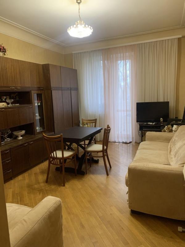 Long term rent 2 bedroom-(s) apartment Literaturna street (Yaroslava Halana Street) 5