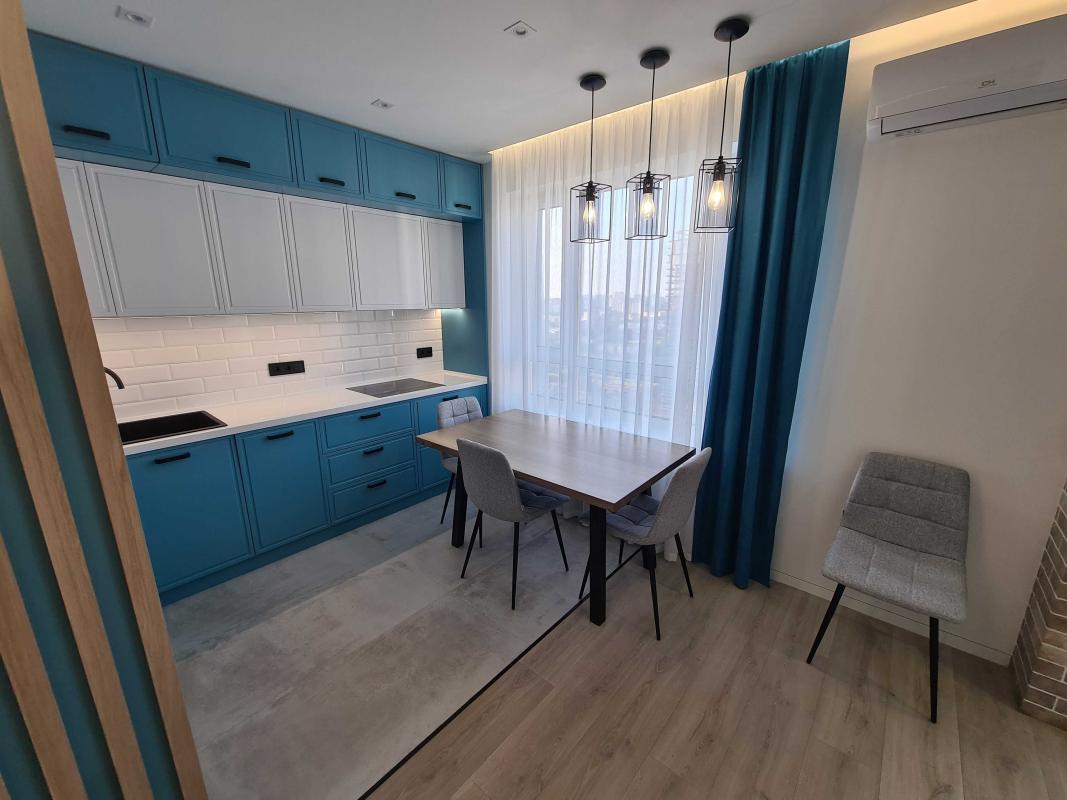 Sale 3 bedroom-(s) apartment 93 sq. m., Sholudenka Street 1а