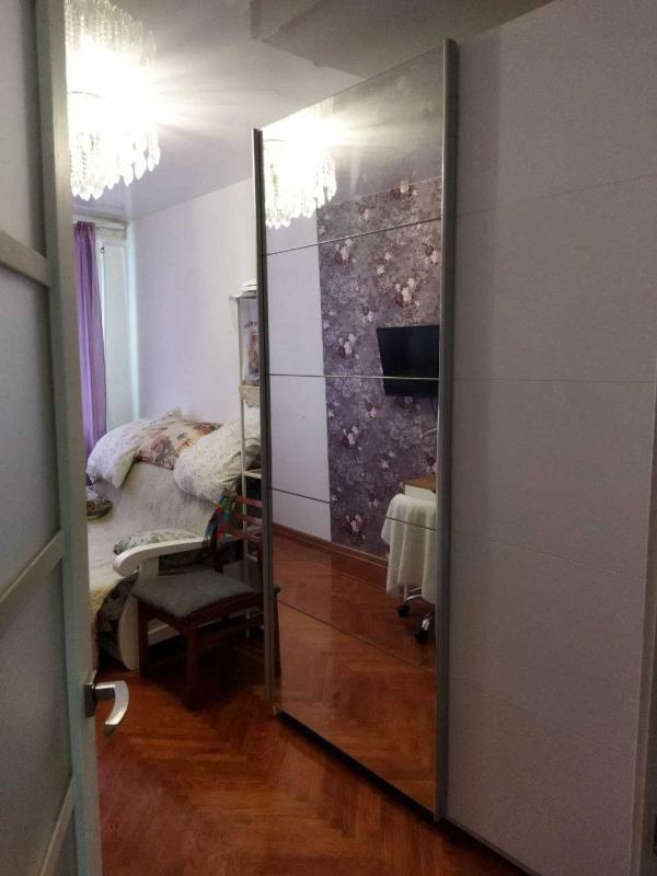 Sale 3 bedroom-(s) apartment 56 sq. m., Serhiia Yesenina Street 10