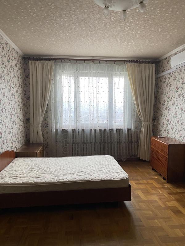 Продажа 3 комнатной квартиры 70 кв. м, Матюшенко ул. 3